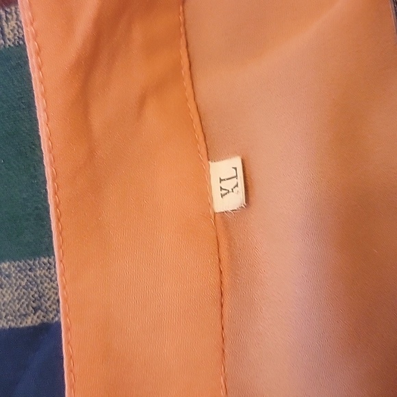 Blouse - Picture 3 of 3